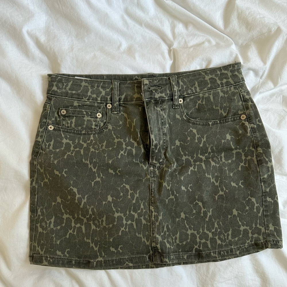 American Eagle Outfitters Camo Mini Skirt